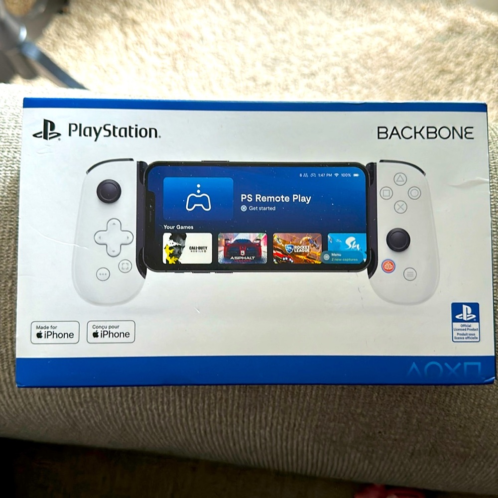 NWOT, never used, PS4, PS5 and all gaming with Xbox ,  device for cellphone.